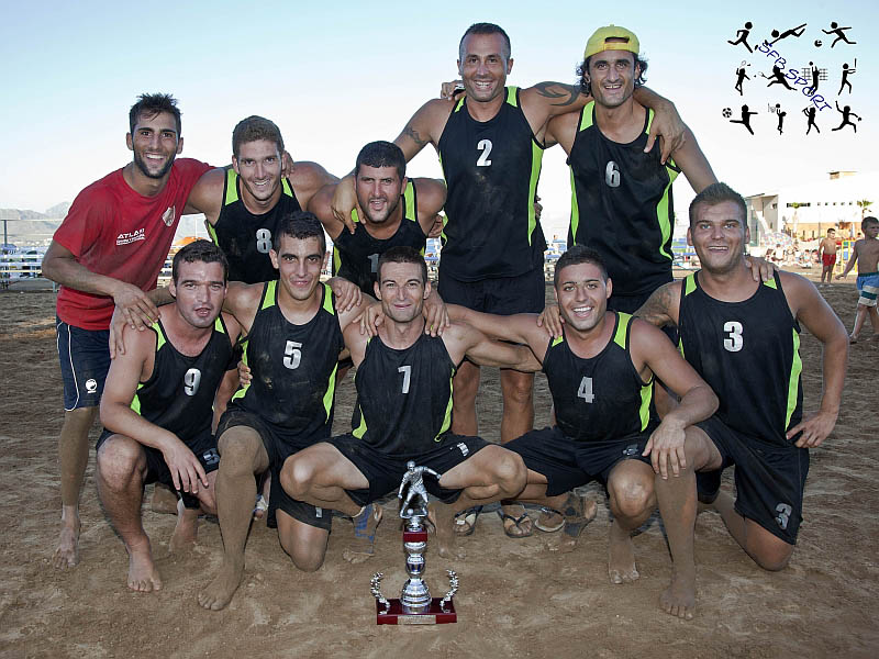 IRISH TAVERN DE ALMERÍA GANA EL I TORNEO DE FÚTBOL PLAYA