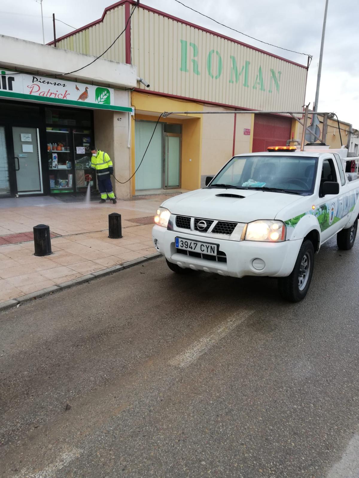 23_03_2020 DESINFECCION PEDANÍAS (1) 23_03_2020 DESINFECCION PEDANÍAS (1)