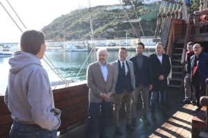 13_02_25_Visita_Nao_Trinidad1 13_02_25_Visita_Nao_Trinidad1