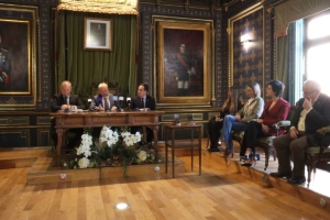 28_11_24_hermanamiento1