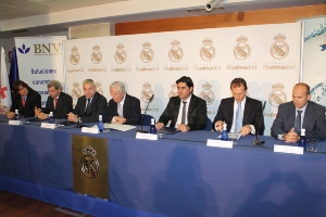 FUNDACION_REAL_MADRID_FIRMA_ESCUELA_SOCIODEPORTIVA_10