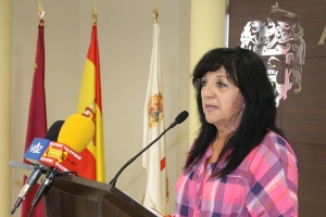 MAGADLENA MENDEZ (5)