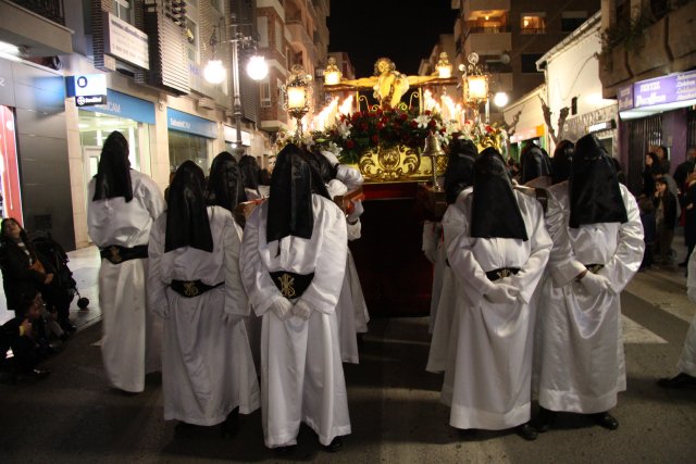 06_04_2015_JUEVESANTO107