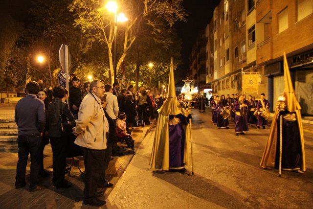 06_04_2015_JUEVESANTO140