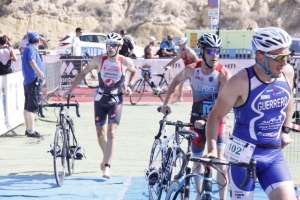 01_06_2015_IITRIATLONBAHIAMAZARRON070