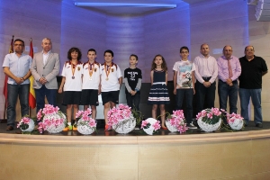 RECONOCIMIENTOS DEPORTIVOS MAYO 2014 01