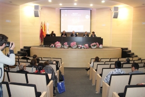 MUJERES DE BUENAS ARTES 03