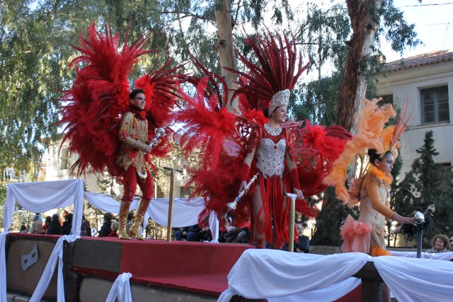 23_02_2015_DESFILECARNAVALVISITANTES001