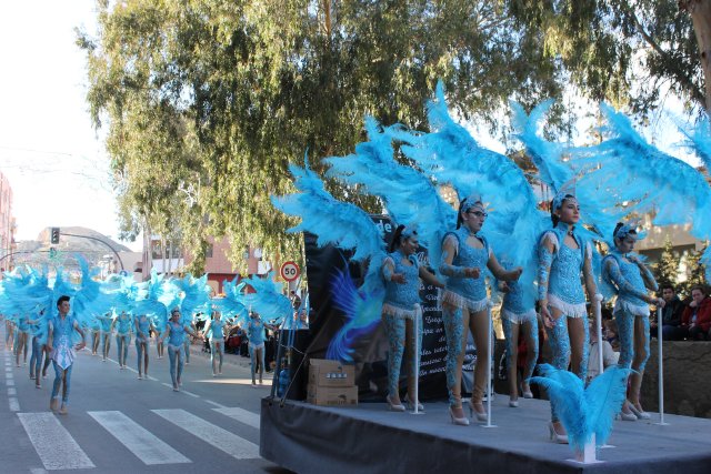 23_02_2015_DESFILECARNAVALVISITANTES002