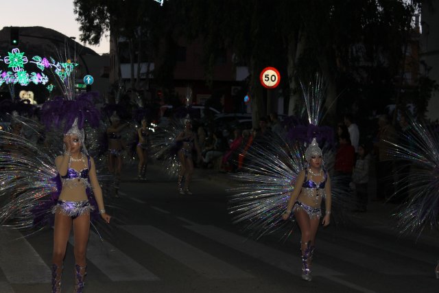 23_02_2015_DESFILECARNAVALVISITANTES250