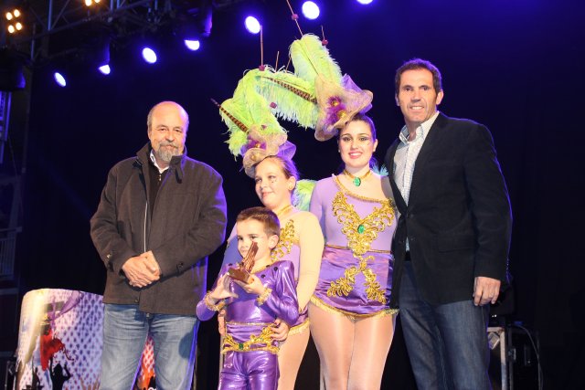 23_02_2015_DESFILECARNAVALVISITANTES340