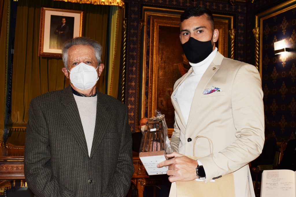 DETALLES DE ANTONIO PAREDES (12)