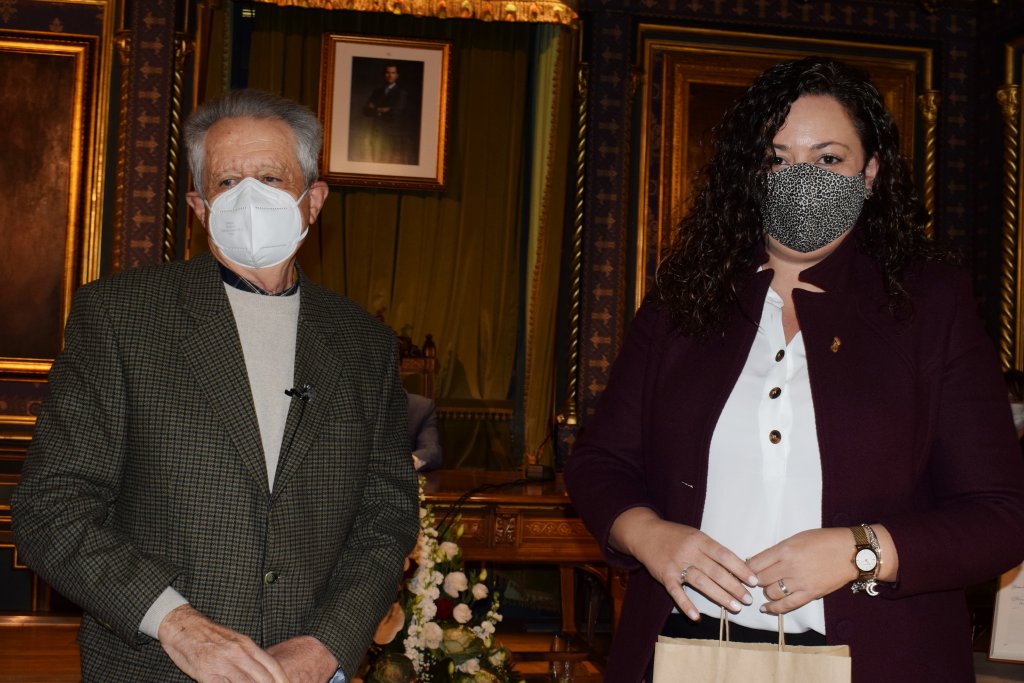 DETALLES DE ANTONIO PAREDES (20)