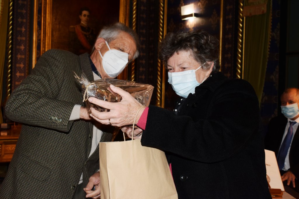 DETALLES DE ANTONIO PAREDES (7)