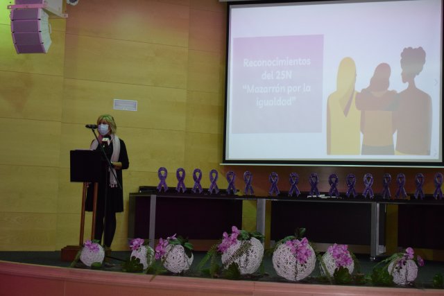 26_11_21 Reconocimiento 25N Mazarrón por la Igualdad 5
