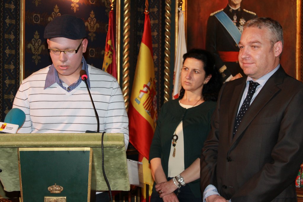 DIA DEL LIBRO 2013 08