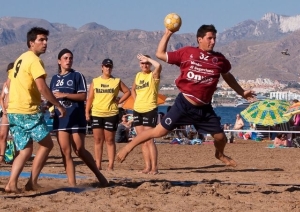 FOTO_BALONMANO_PLAYA