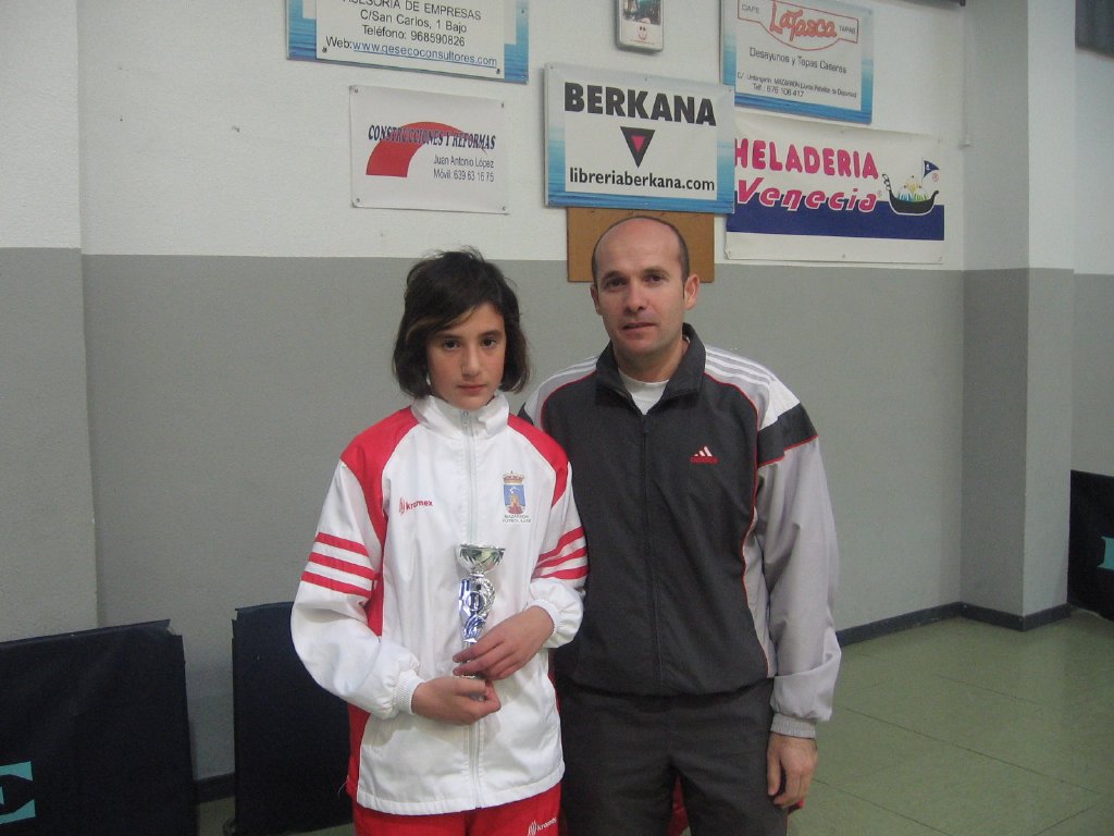 TENIS DE MESA TORNEO ESCOLAR 16